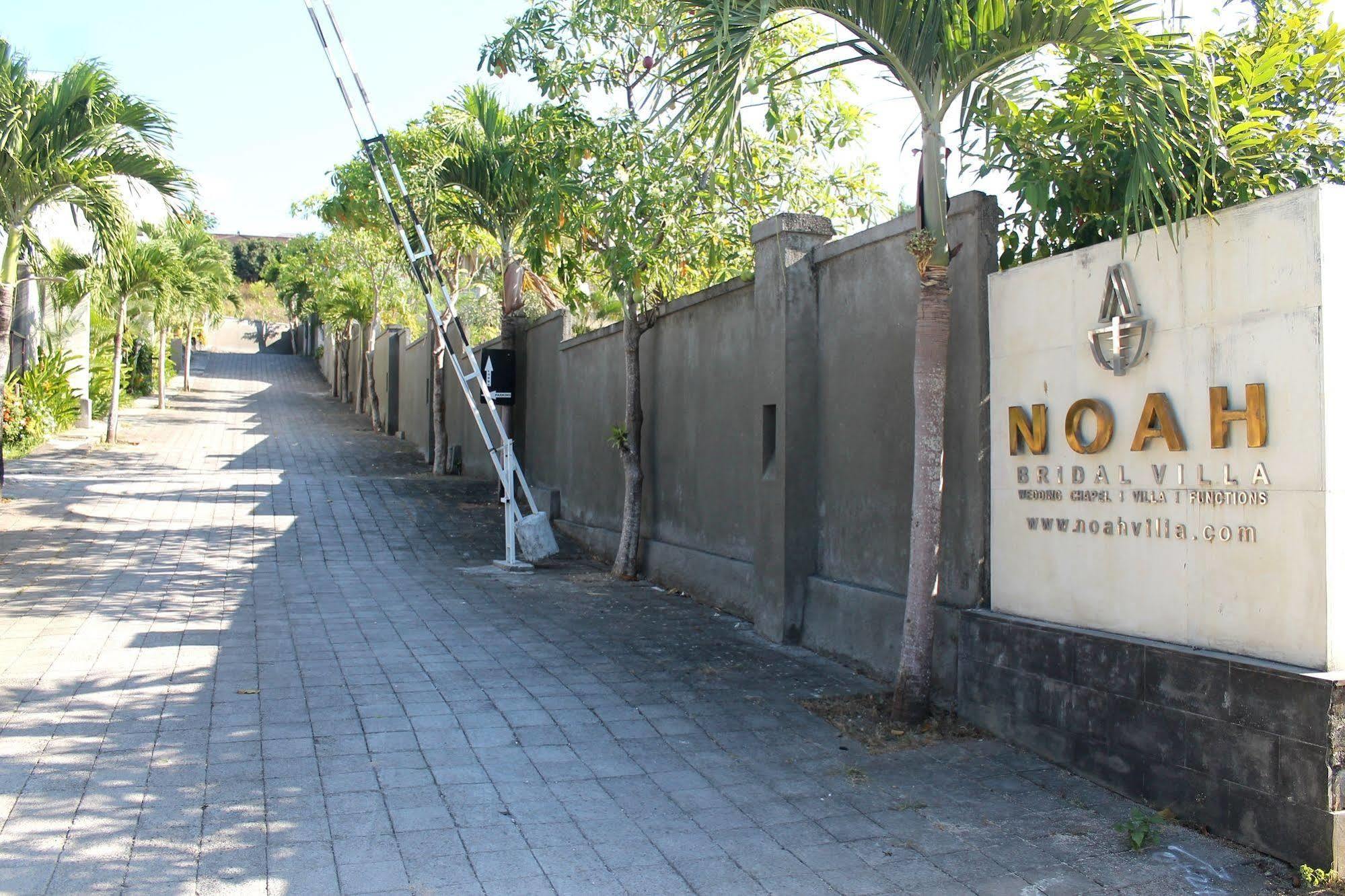 Noah Villa And Chapel Jimbaran  Exterior photo